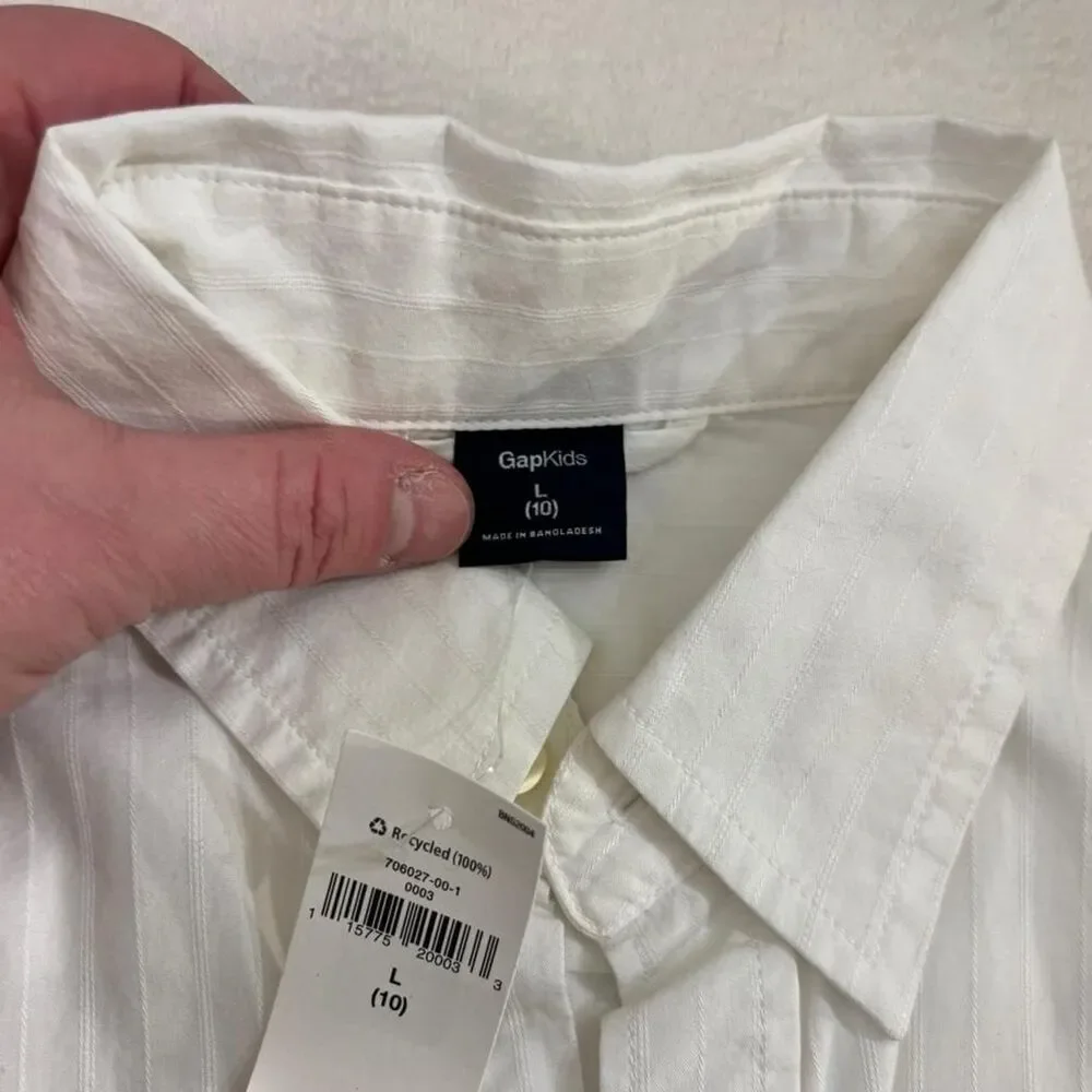 GAP Kids White Button-Up Shirt | Casual Classic | NWT | Size Large (10)